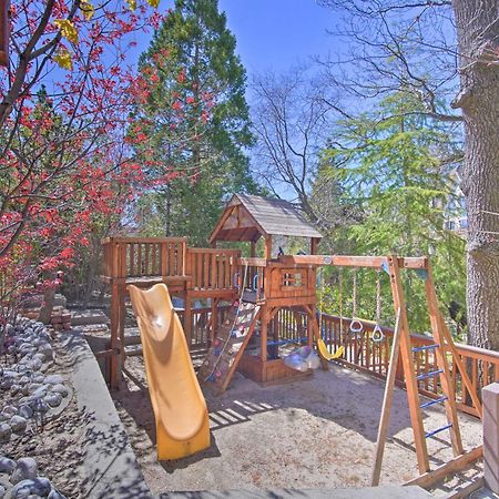 Stunning Lake Arrowhead Home Decks And Hot Tub Exterior photo