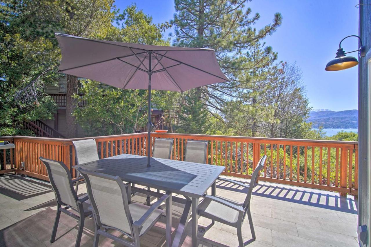 Stunning Lake Arrowhead Home Decks And Hot Tub Exterior photo