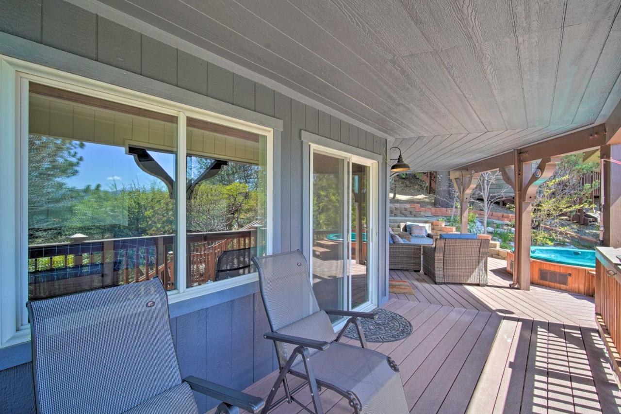 Stunning Lake Arrowhead Home Decks And Hot Tub Exterior photo