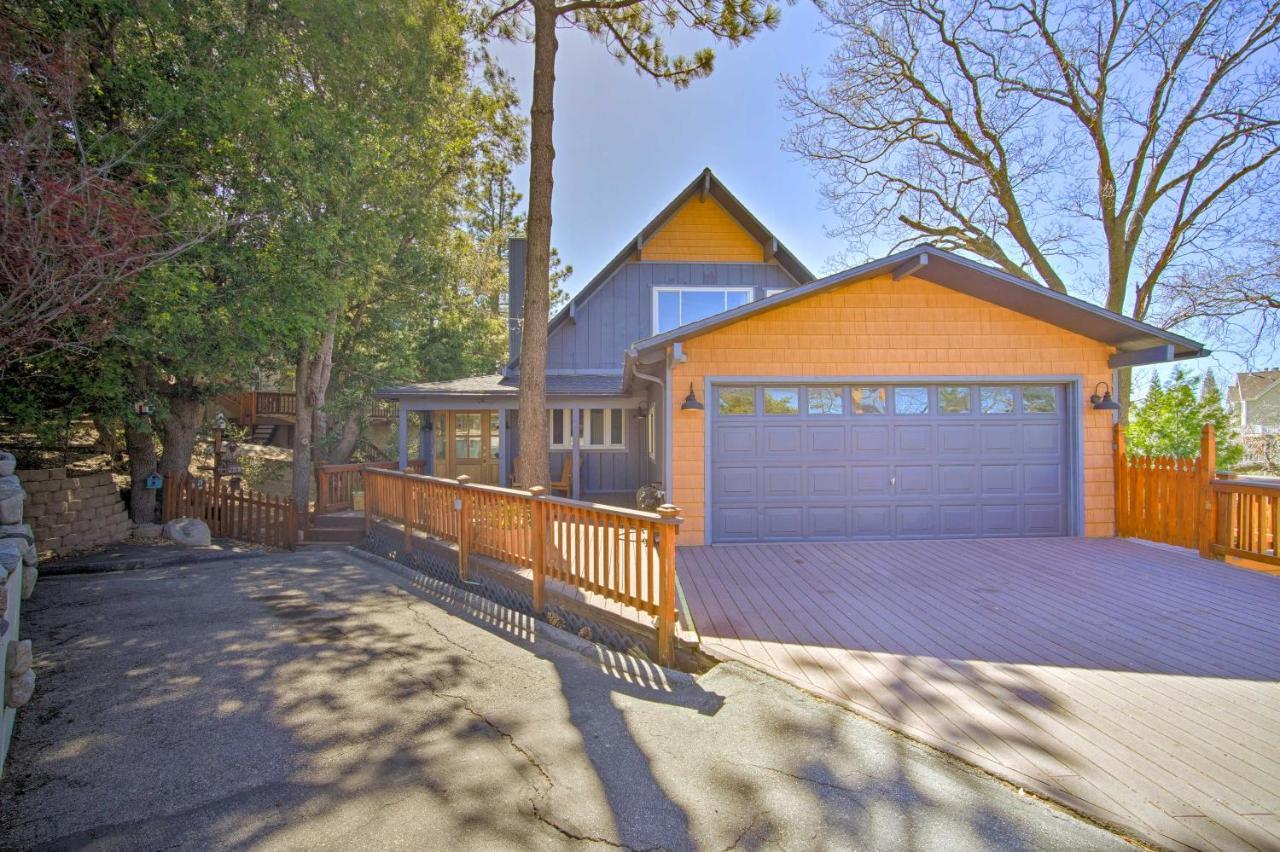 Stunning Lake Arrowhead Home Decks And Hot Tub Exterior photo