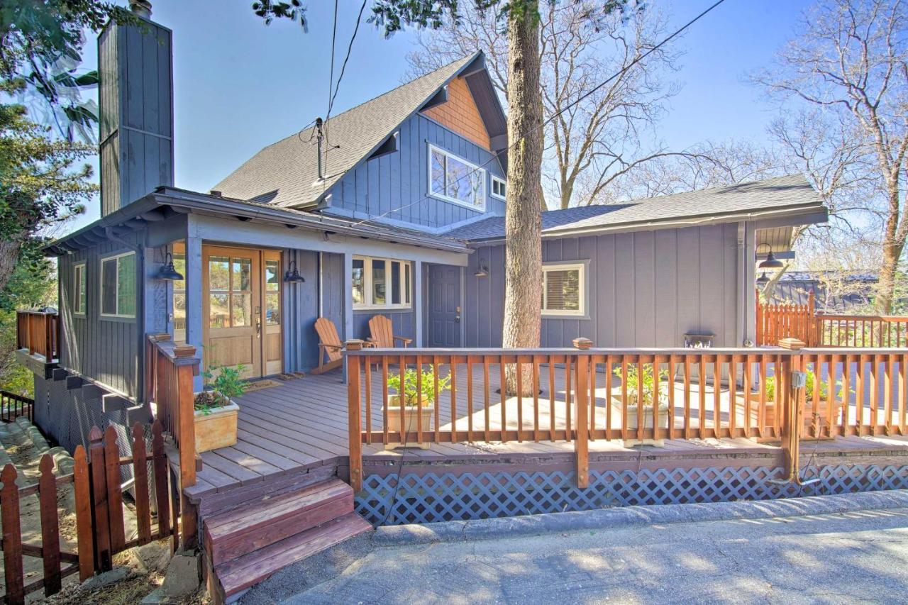 Stunning Lake Arrowhead Home Decks And Hot Tub Exterior photo